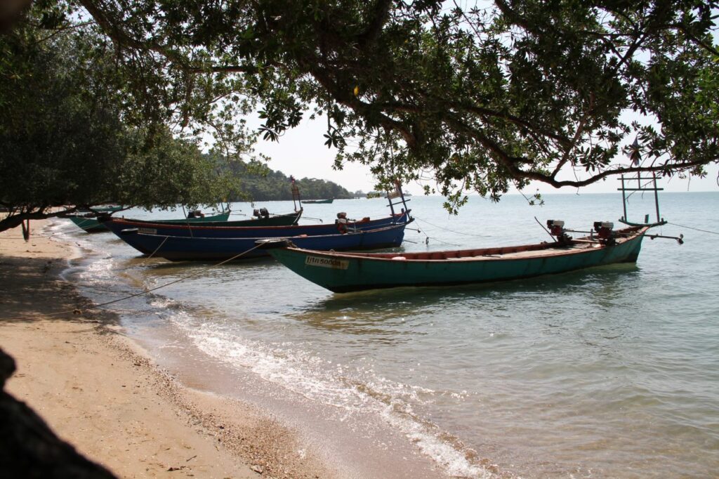 Kep beach with boats