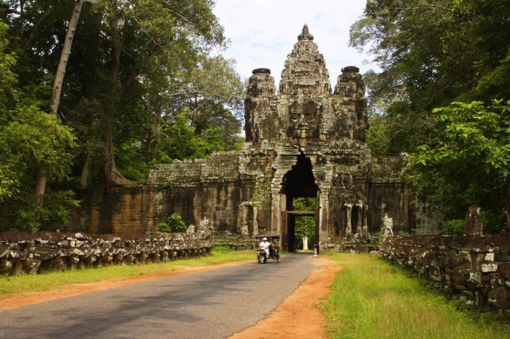 Koh Rong temple