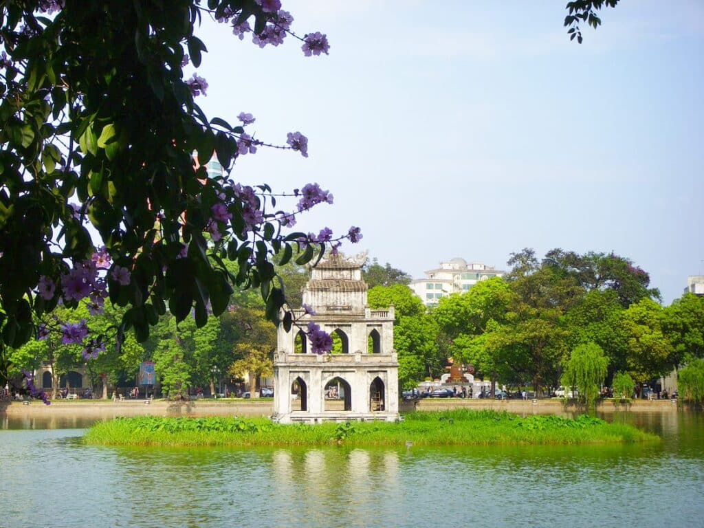 Hoan Kiem Lake