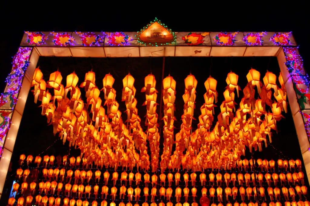 Lanterns under gate