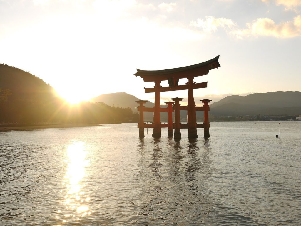 torii gate Miyajima