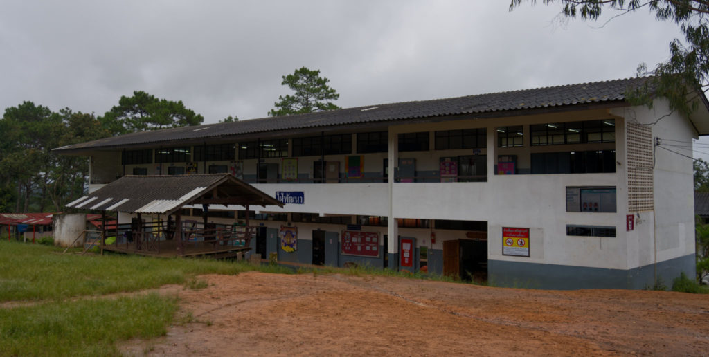 School building Om Goi