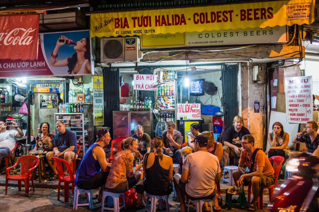 Hanoi street eats