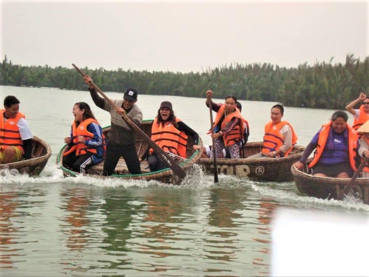 HPU visit Vietnam on community trip - Hoi An, basket boat activity