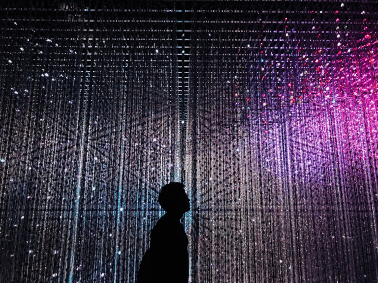 Light installation Singapore ArtScience Museum