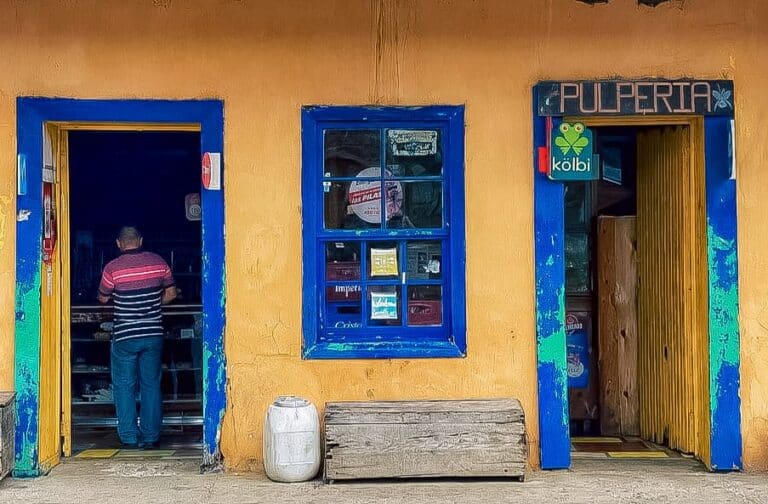 Colourful homes and shops in the Costa Rica countryside
